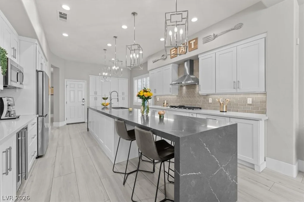 9705 Plateau Heights, Las Vegas, NV 89144