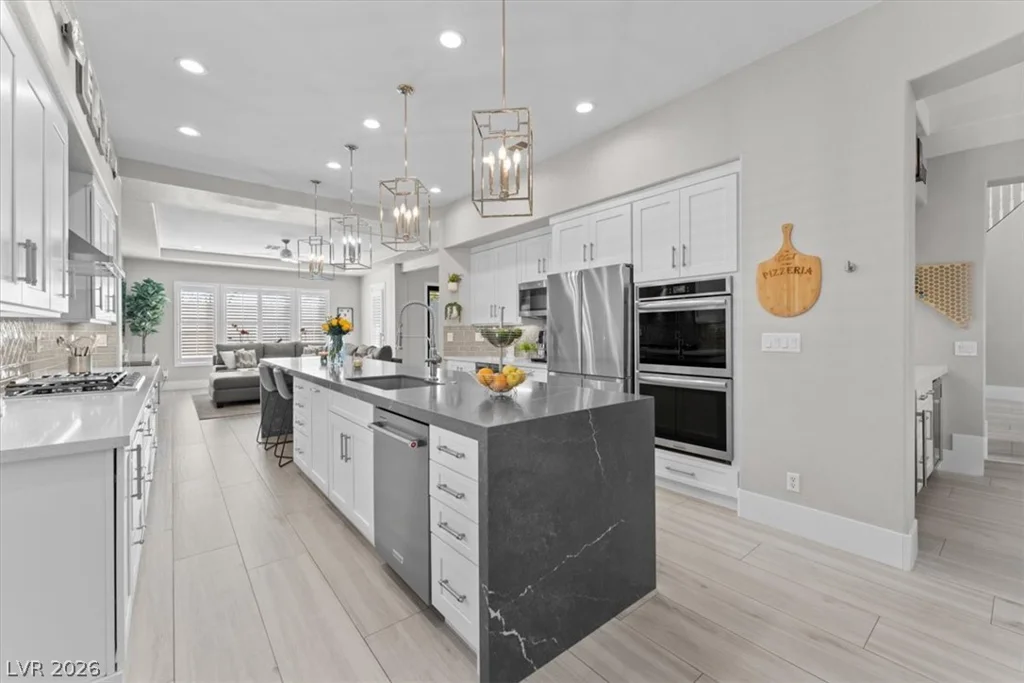 9705 Plateau Heights, Las Vegas, NV 89144