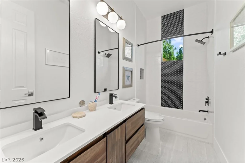 9705 Plateau Heights, Las Vegas, NV 89144