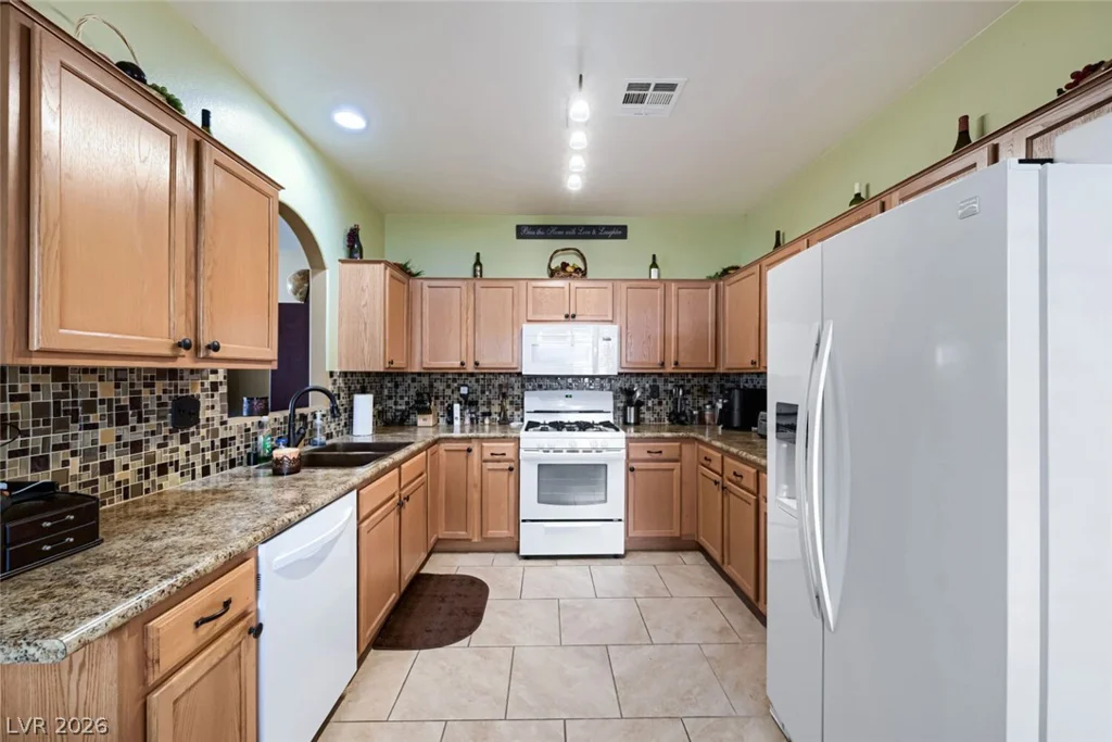 637 Colton, North Las Vegas, NV 89032