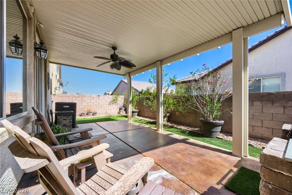 637 Colton, North Las Vegas, NV 89032