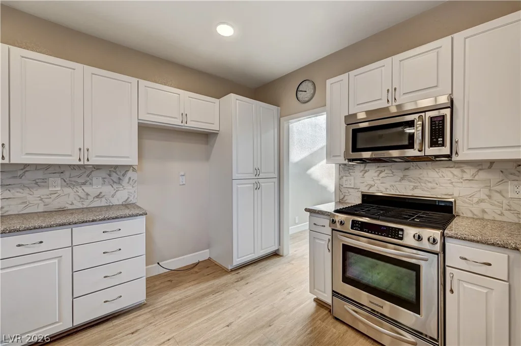 4950 Crooked Stick Way, Las Vegas, NV 89113