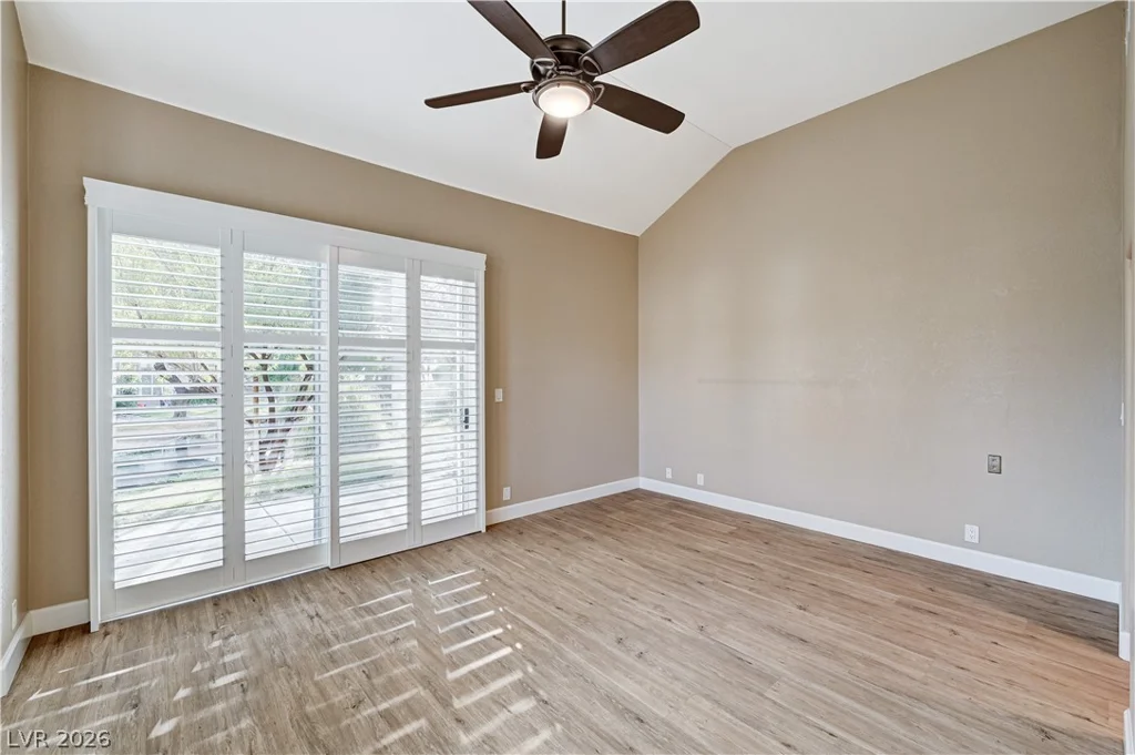 4950 Crooked Stick Way, Las Vegas, NV 89113