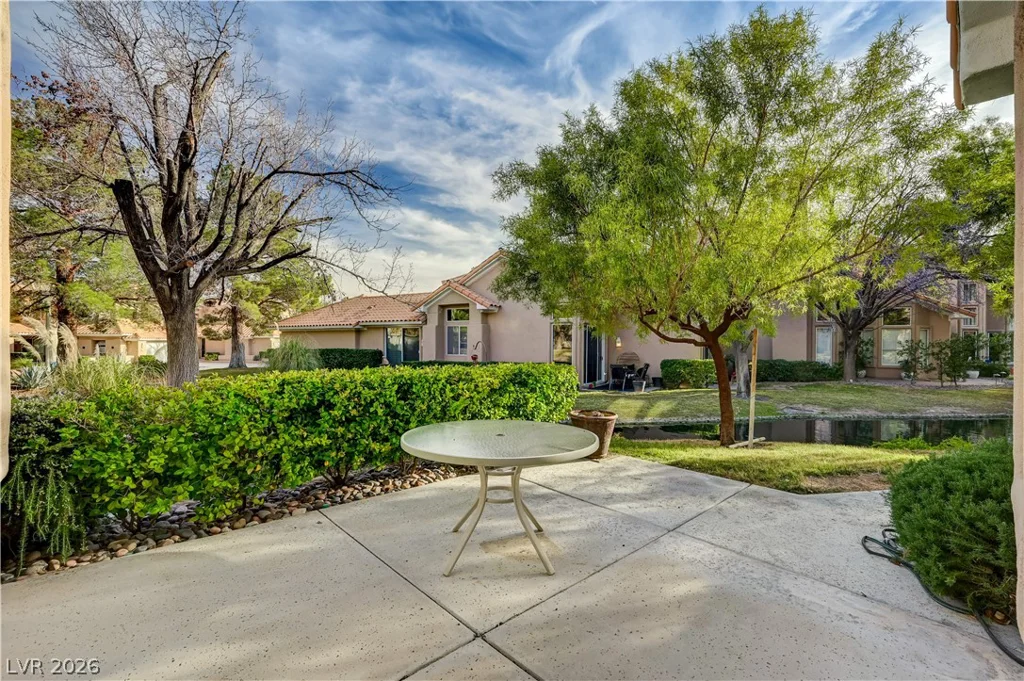 4950 Crooked Stick Way, Las Vegas, NV 89113