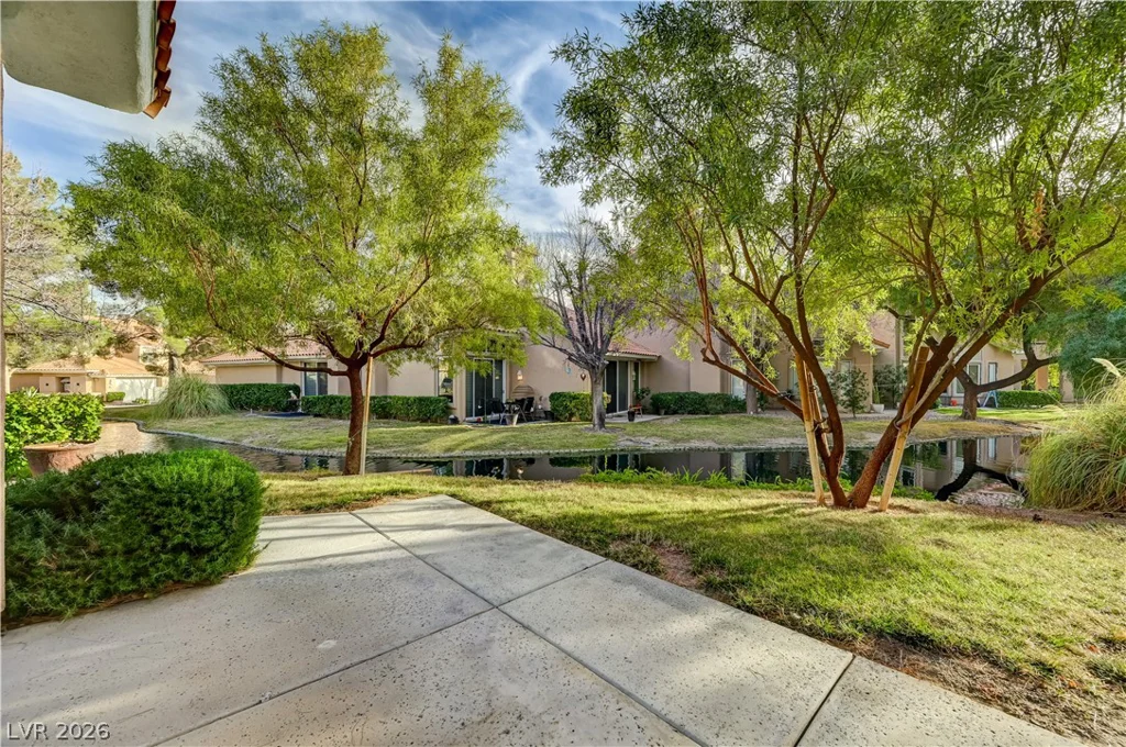 4950 Crooked Stick Way, Las Vegas, NV 89113
