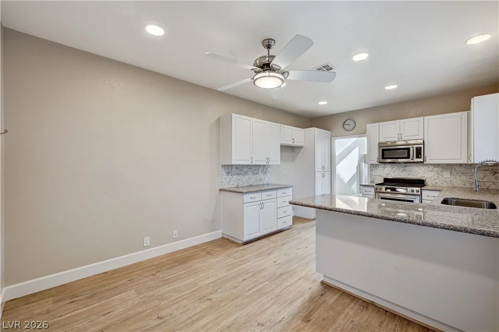 4950 Crooked Stick Way, Las Vegas, NV 89113