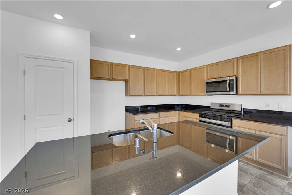 7468 Delemont, Las Vegas, NV 89113