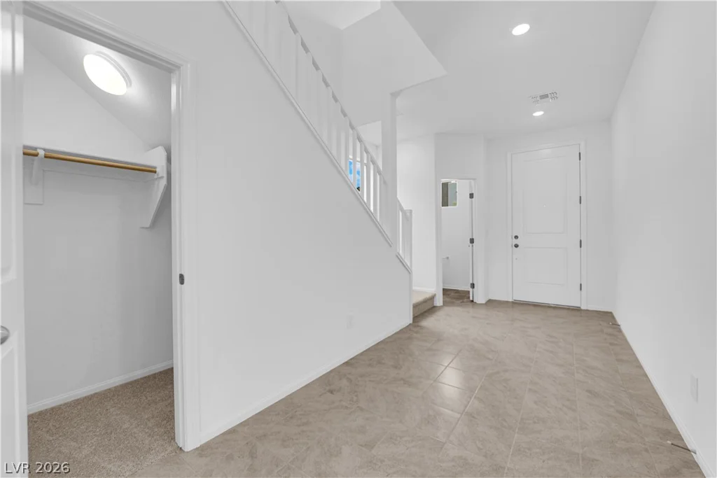 7468 Delemont, Las Vegas, NV 89113
