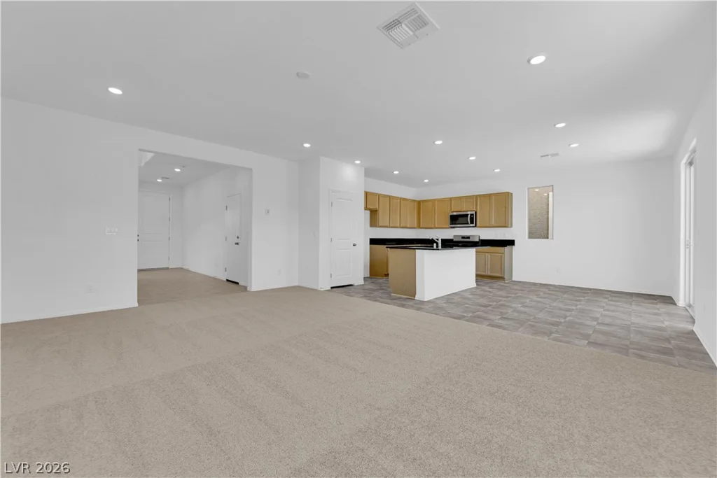 7468 Delemont, Las Vegas, NV 89113