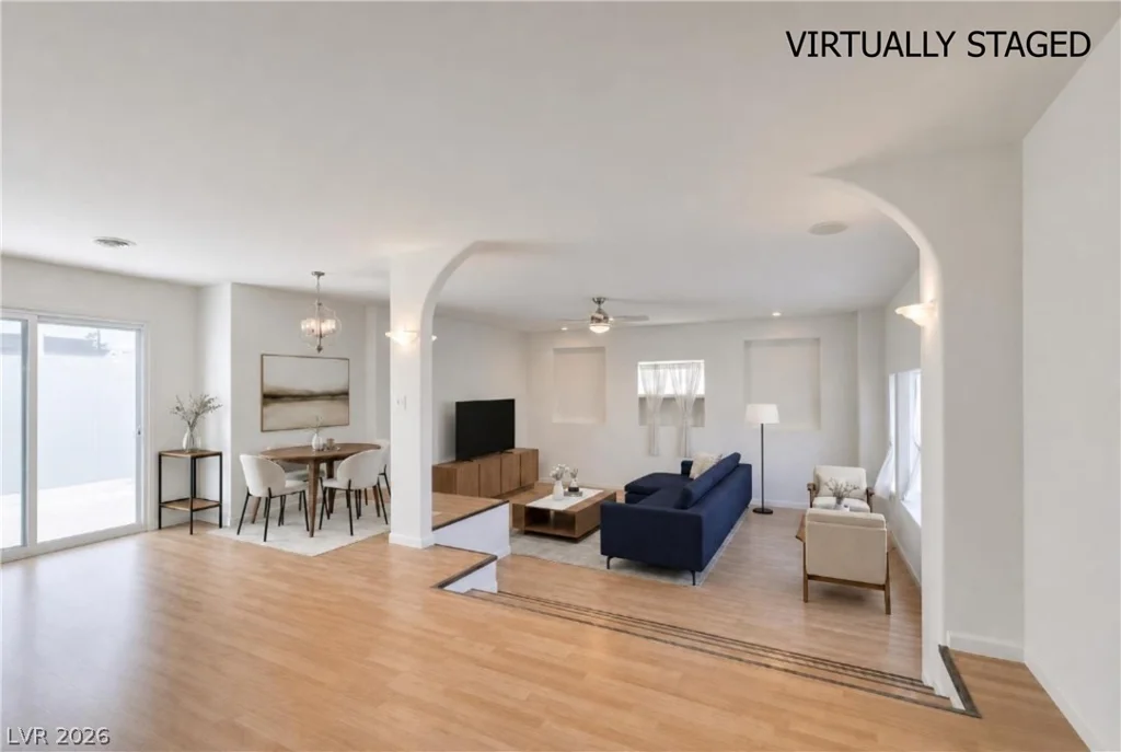 4411 Boston, Las Vegas, NV 89104