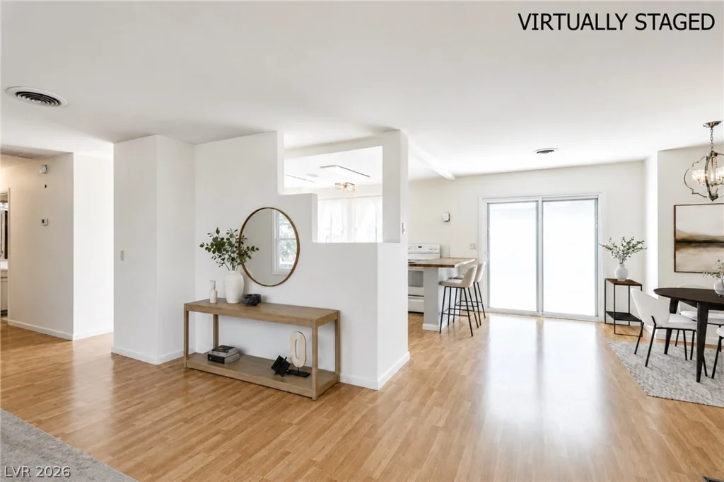 4411 Boston, Las Vegas, NV 89104