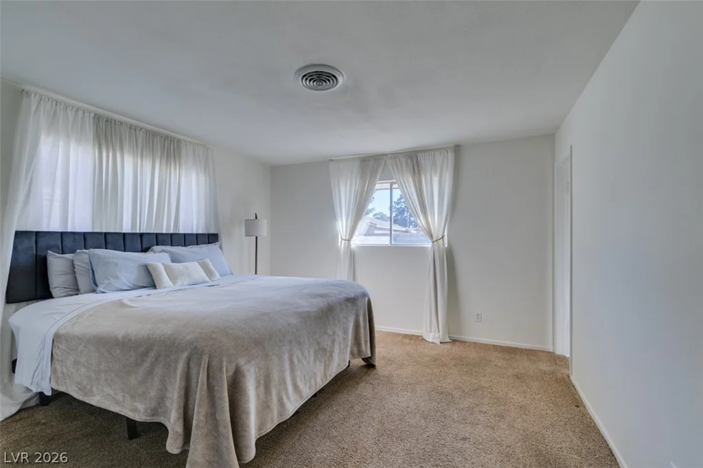 4411 Boston, Las Vegas, NV 89104