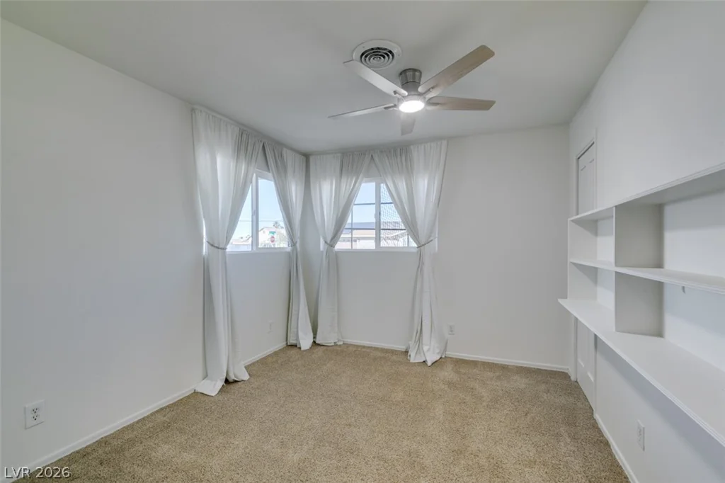4411 Boston, Las Vegas, NV 89104