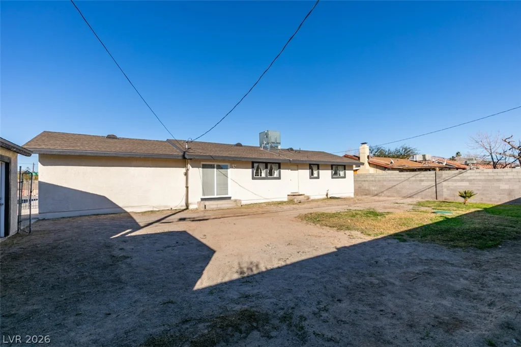 4411 Boston, Las Vegas, NV 89104