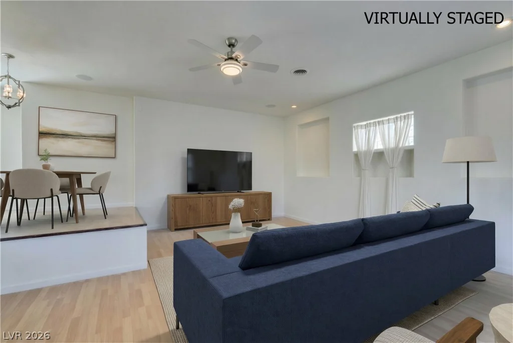 4411 Boston, Las Vegas, NV 89104