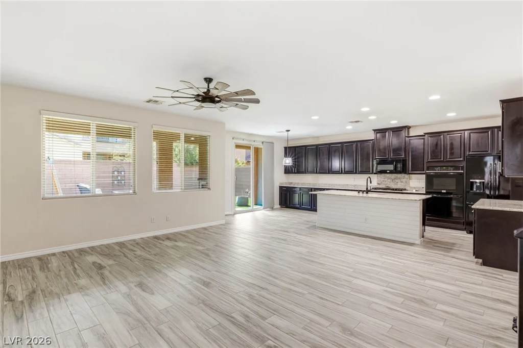 12437 Mosticone, Las Vegas, NV 89141
