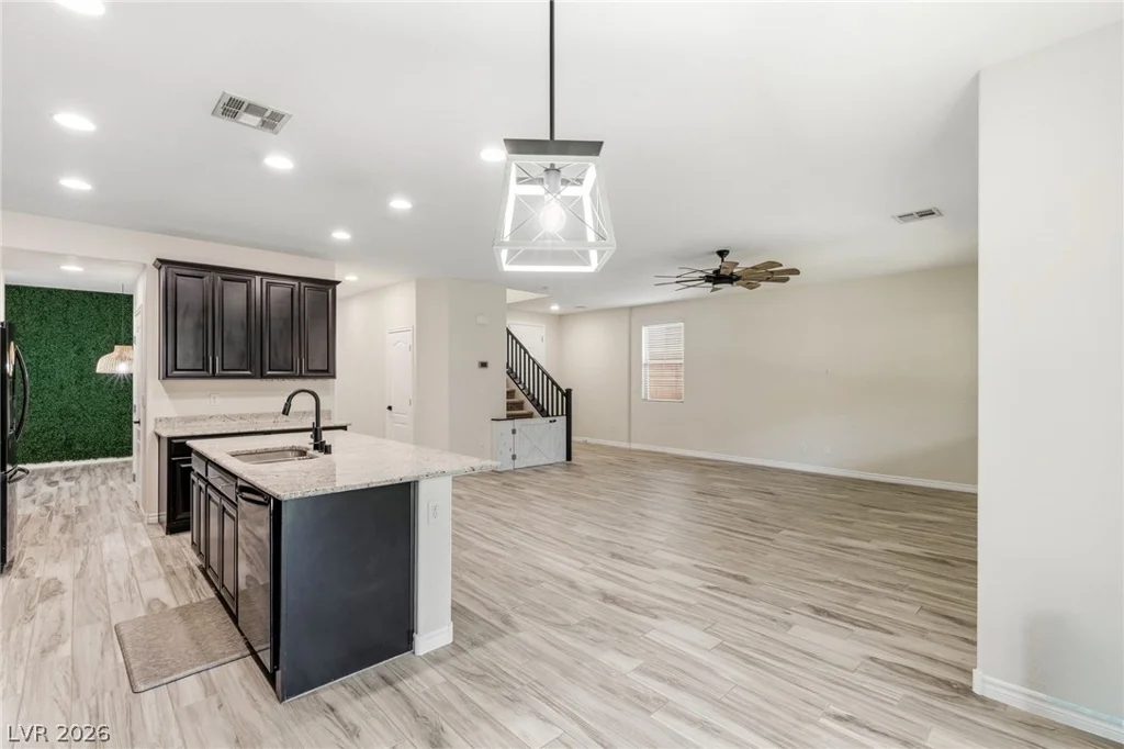 12437 Mosticone, Las Vegas, NV 89141