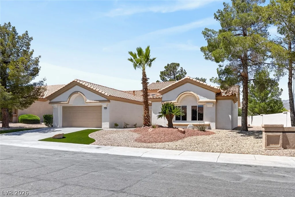 2825 Billy Casper, Las Vegas, NV 89134