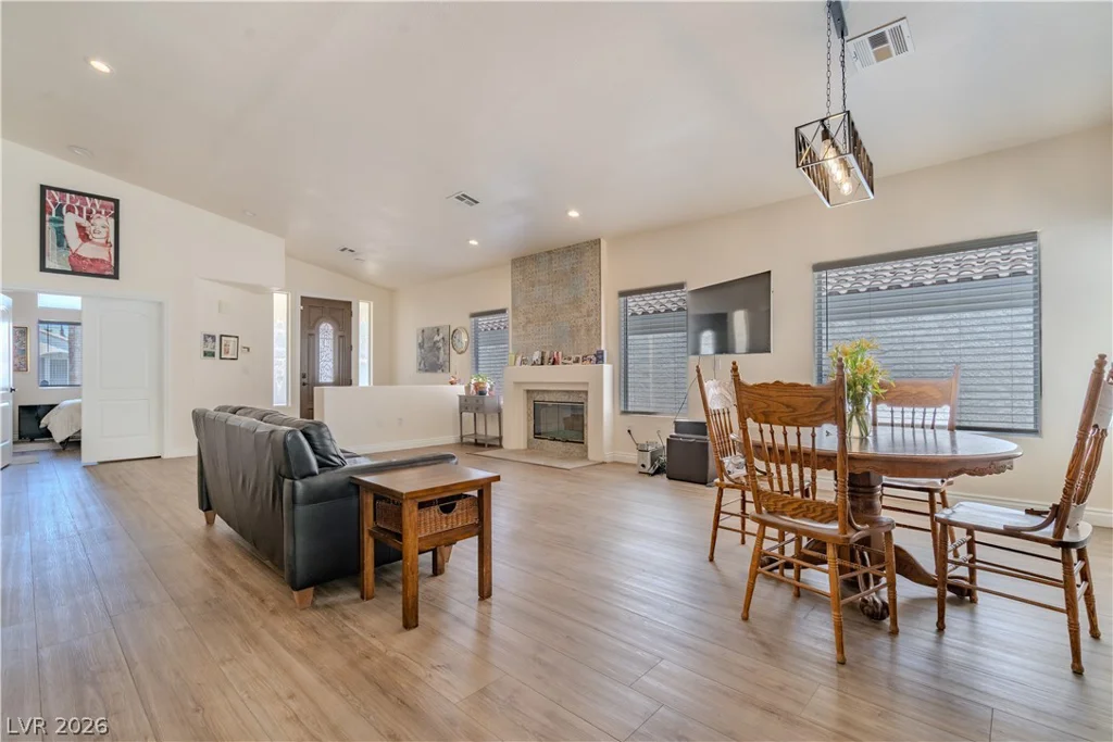 8109 Pacific Cove, Las Vegas, NV 89128