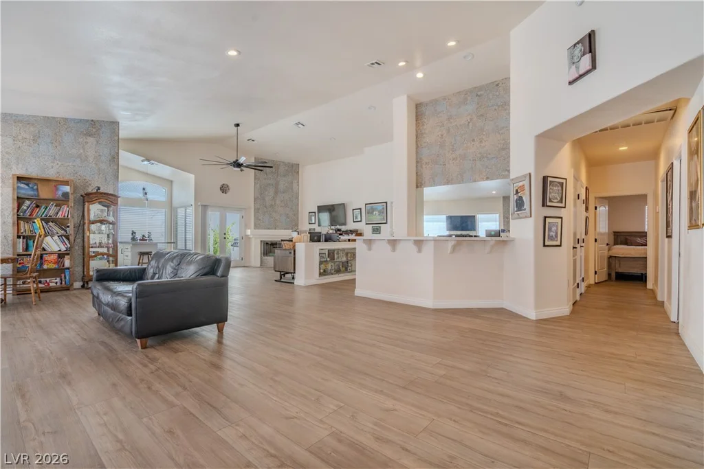 8109 Pacific Cove, Las Vegas, NV 89128