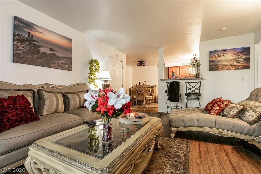 2451 Rainbow, Las Vegas, NV 89108