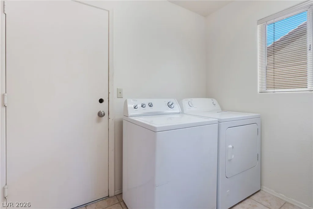 8508 Glenmore, Las Vegas, NV 89134