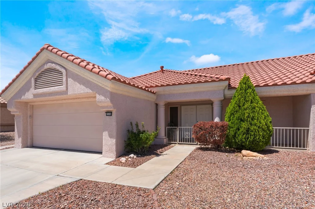 8508 Glenmore, Las Vegas, NV 89134