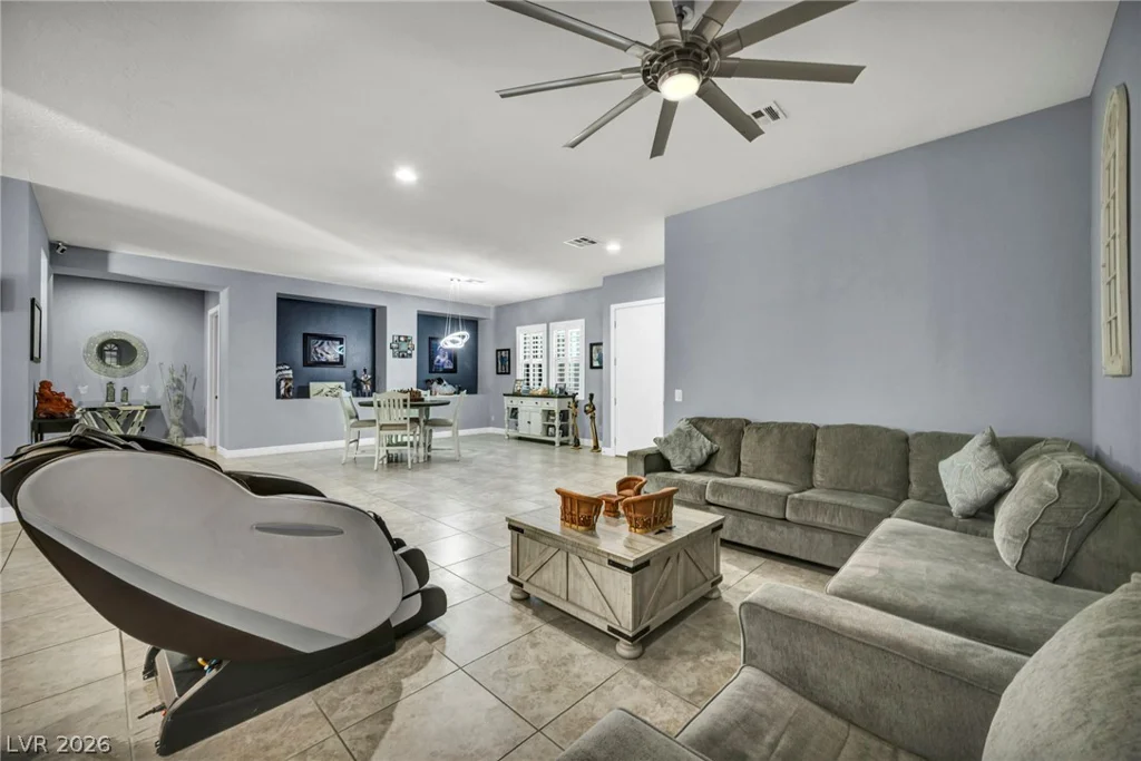6215 Eula, Las Vegas, NV 89149
