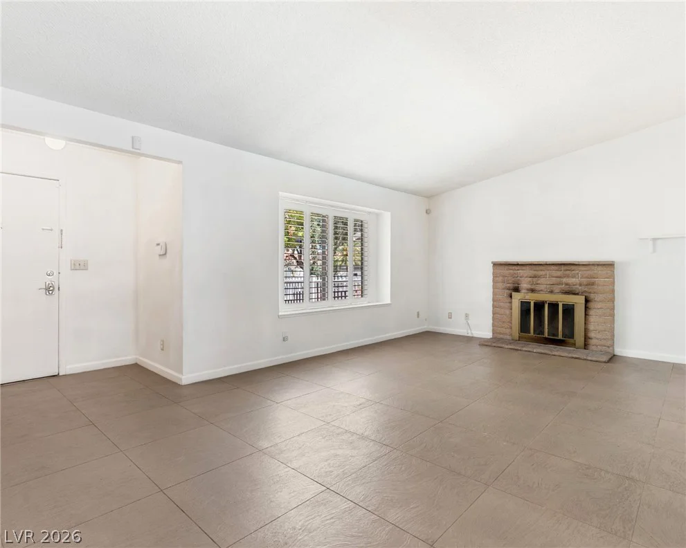 6371 Viking, Las Vegas, NV 89103