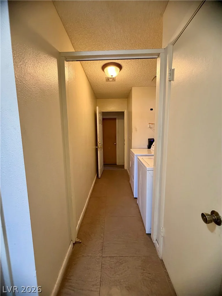6371 Viking, Las Vegas, NV 89103