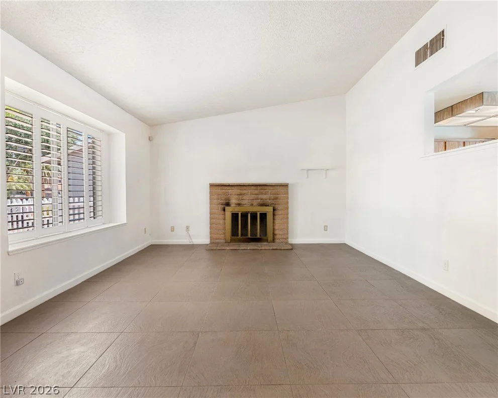6371 Viking, Las Vegas, NV 89103