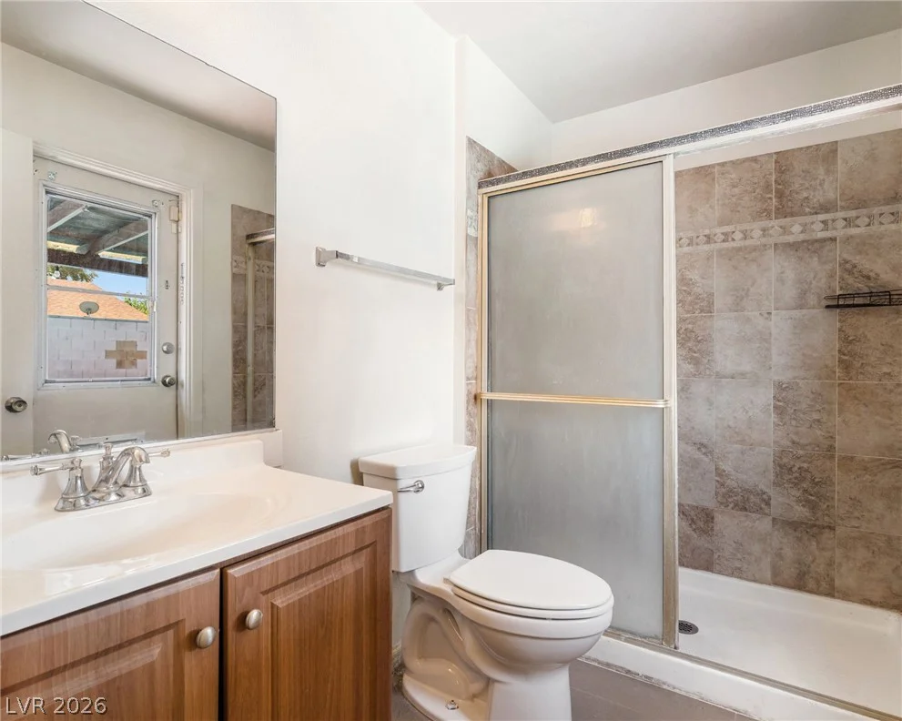 6371 Viking, Las Vegas, NV 89103