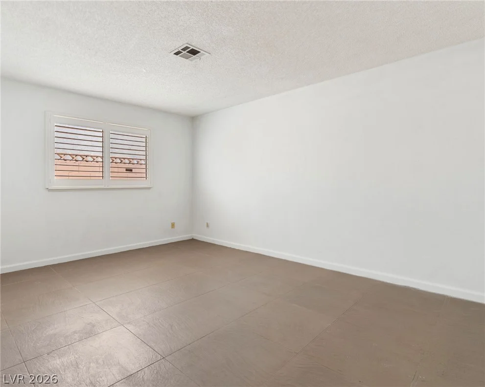 6371 Viking, Las Vegas, NV 89103