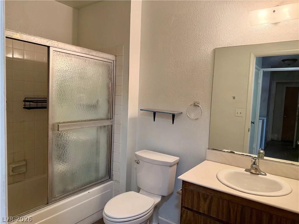 6371 Viking, Las Vegas, NV 89103