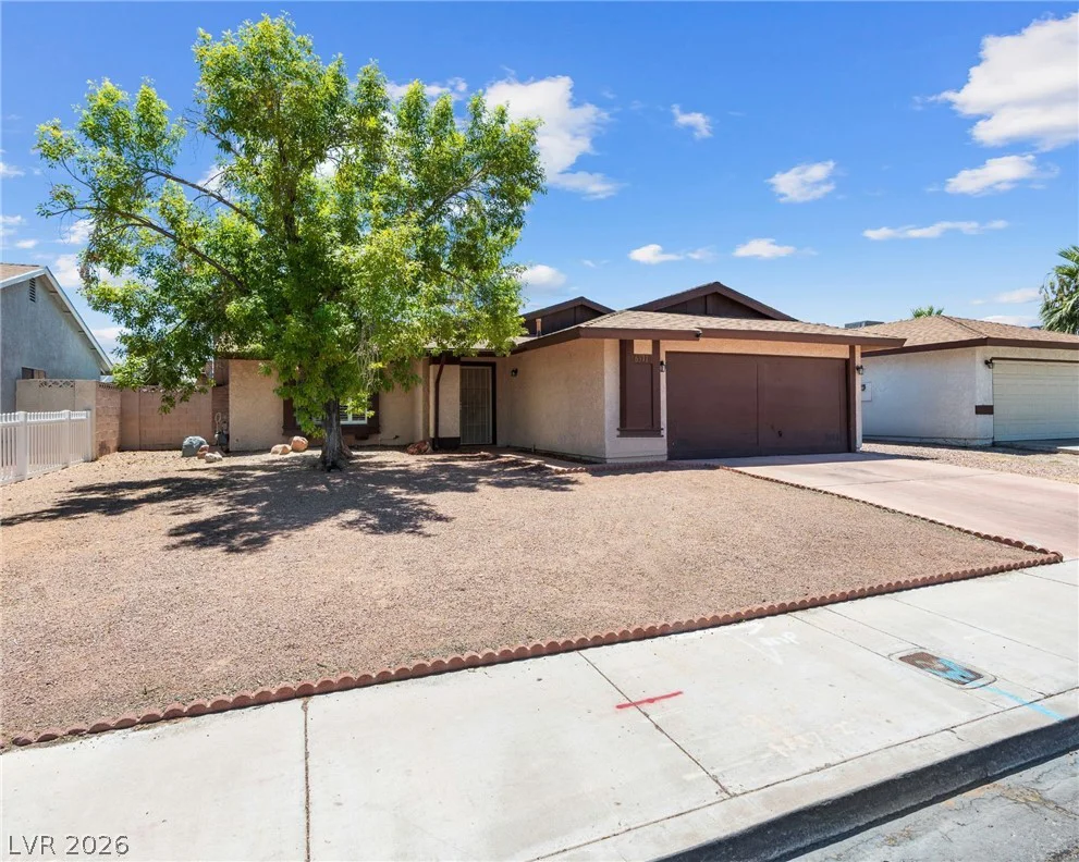 6371 Viking, Las Vegas, NV 89103