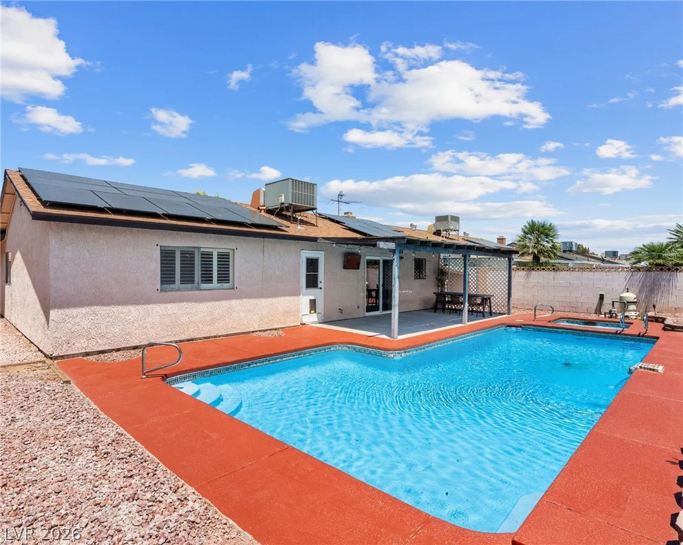 6371 Viking, Las Vegas, NV 89103