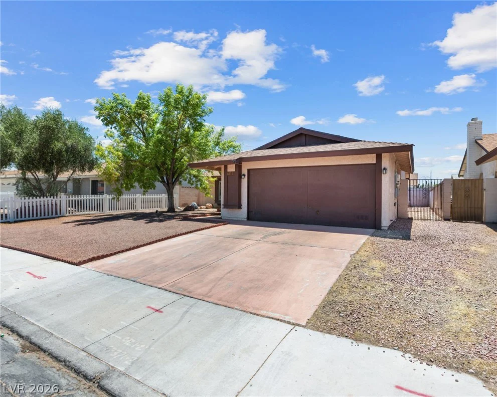 6371 Viking, Las Vegas, NV 89103