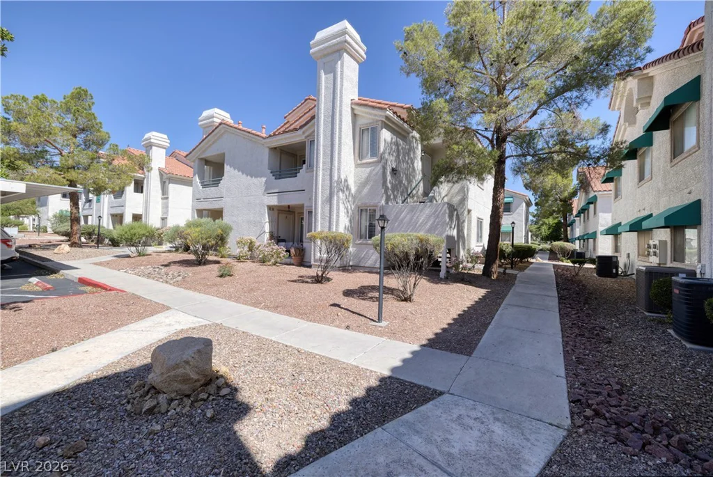 7904 Ryandale, Las Vegas, NV 89145