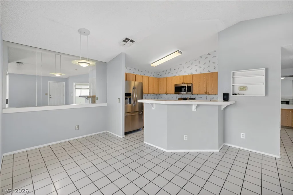 7904 Ryandale, Las Vegas, NV 89145