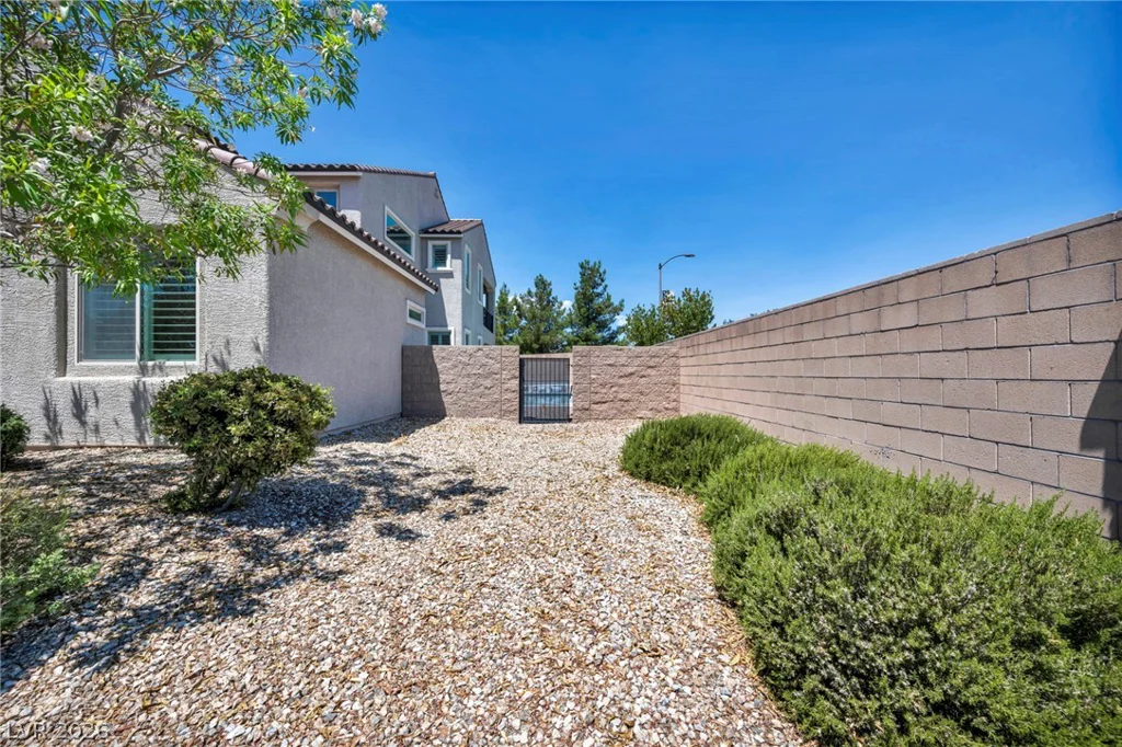 8171 Skye Sweep, Las Vegas, NV 89166