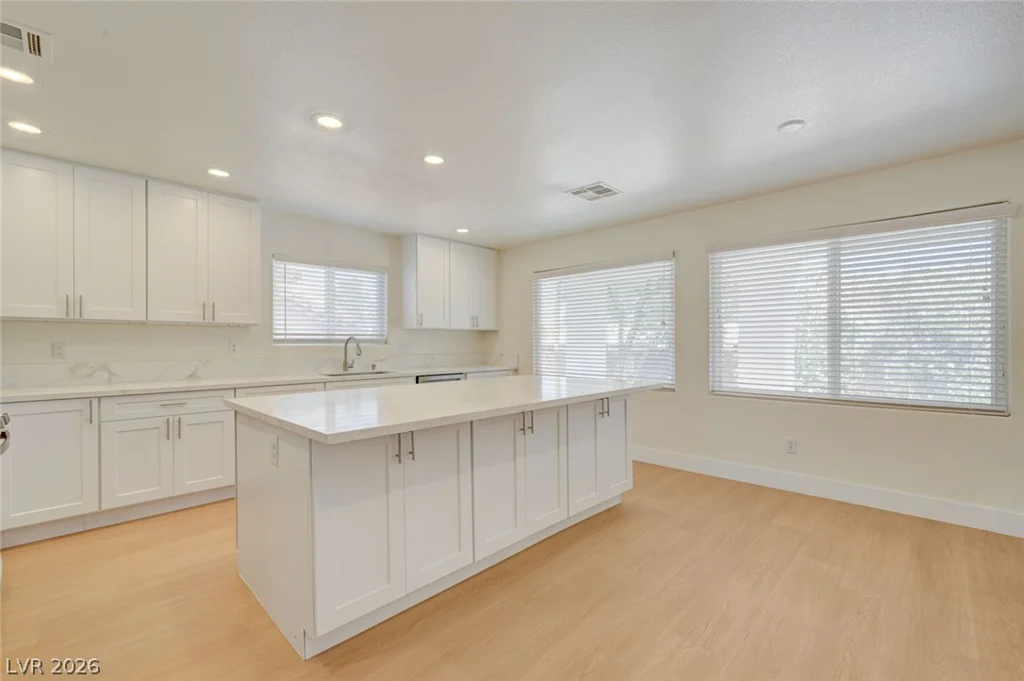 470 Mission Springs, Henderson, NV 89052