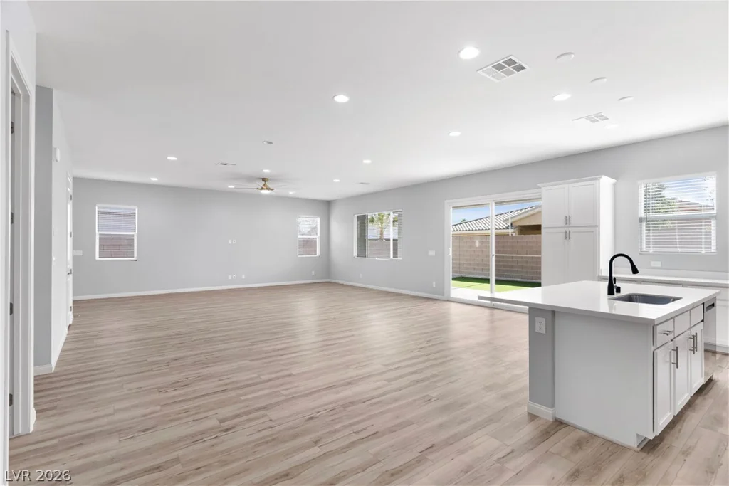 567 Jerry Bird, Las Vegas, NV 89123