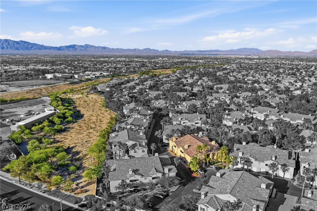 8725 Red Rio, Las Vegas, NV 89128