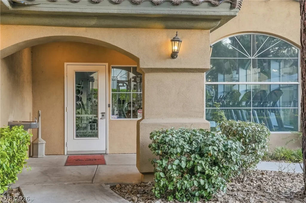 8725 Red Rio, Las Vegas, NV 89128