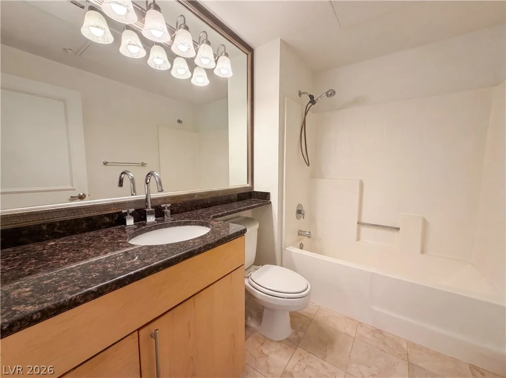 230 Flamingo, Las Vegas, NV 89169