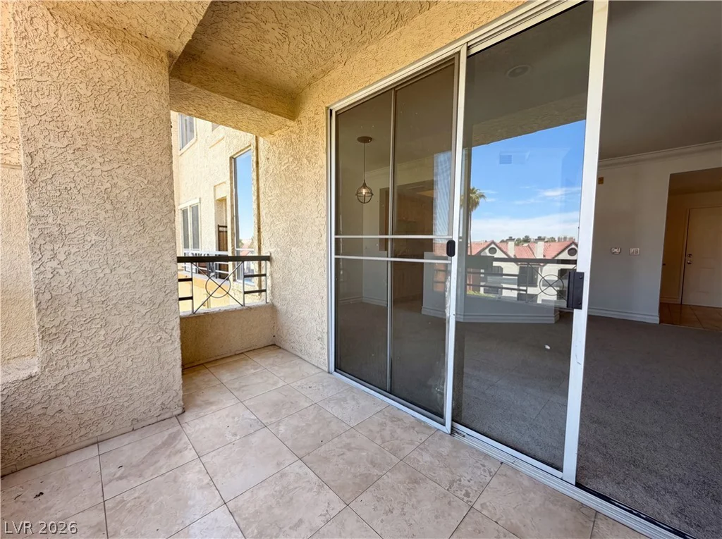 230 Flamingo, Las Vegas, NV 89169