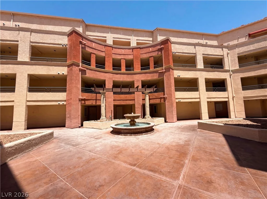 230 Flamingo, Las Vegas, NV 89169
