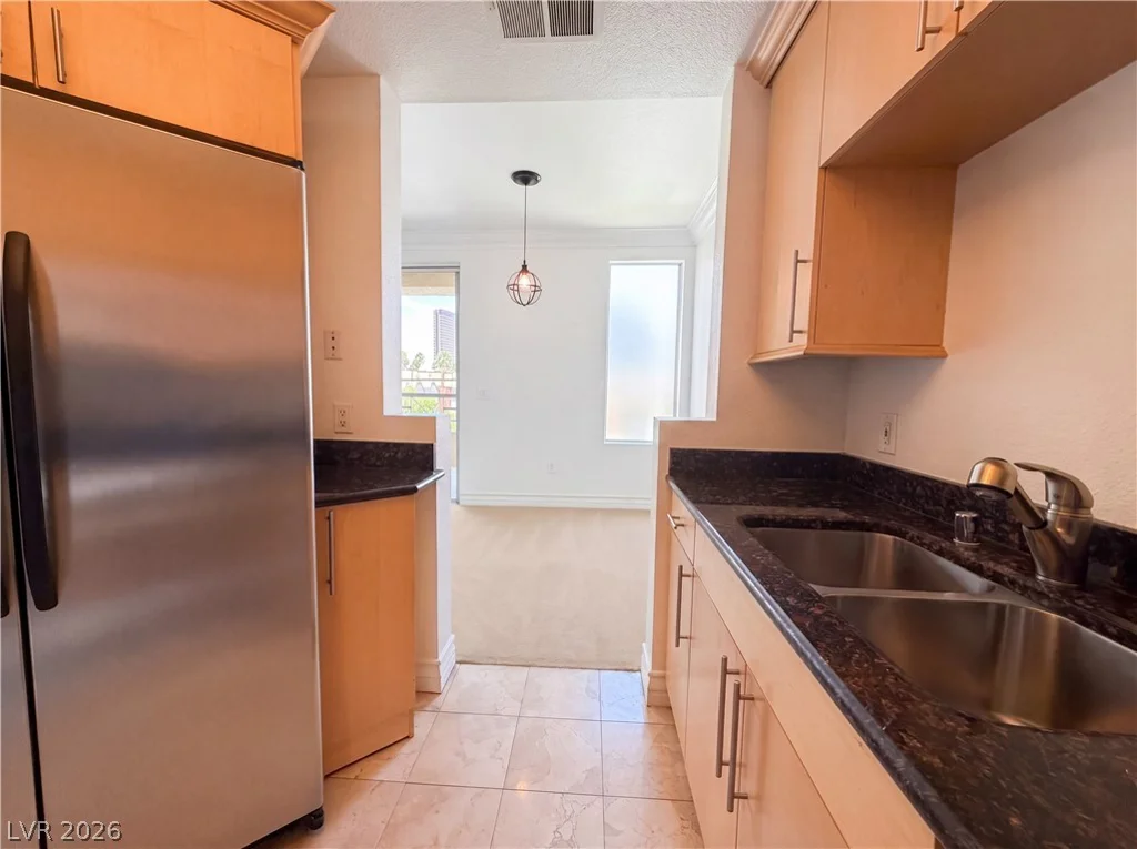 230 Flamingo, Las Vegas, NV 89169