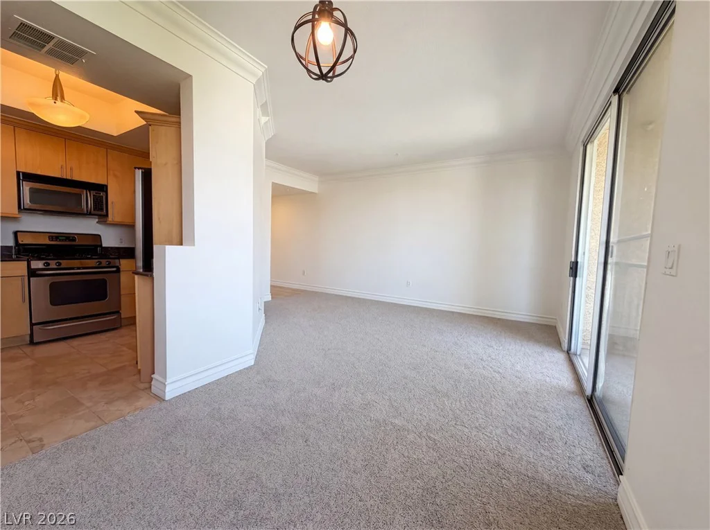 230 Flamingo, Las Vegas, NV 89169