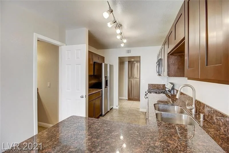 7740 Amato, Las Vegas, NV 89128